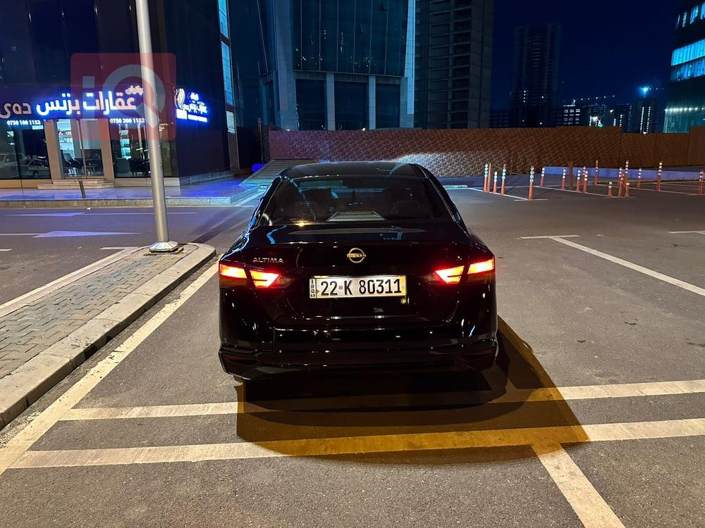 نیسان ئەلتیما